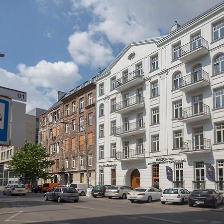 4 Eco Apart Chateau Jagiellonska 22 Warszawa Old Town Exterior photo